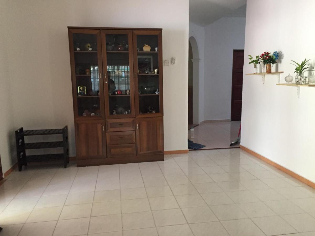 Villa Ctzee Malacca Екстериор снимка